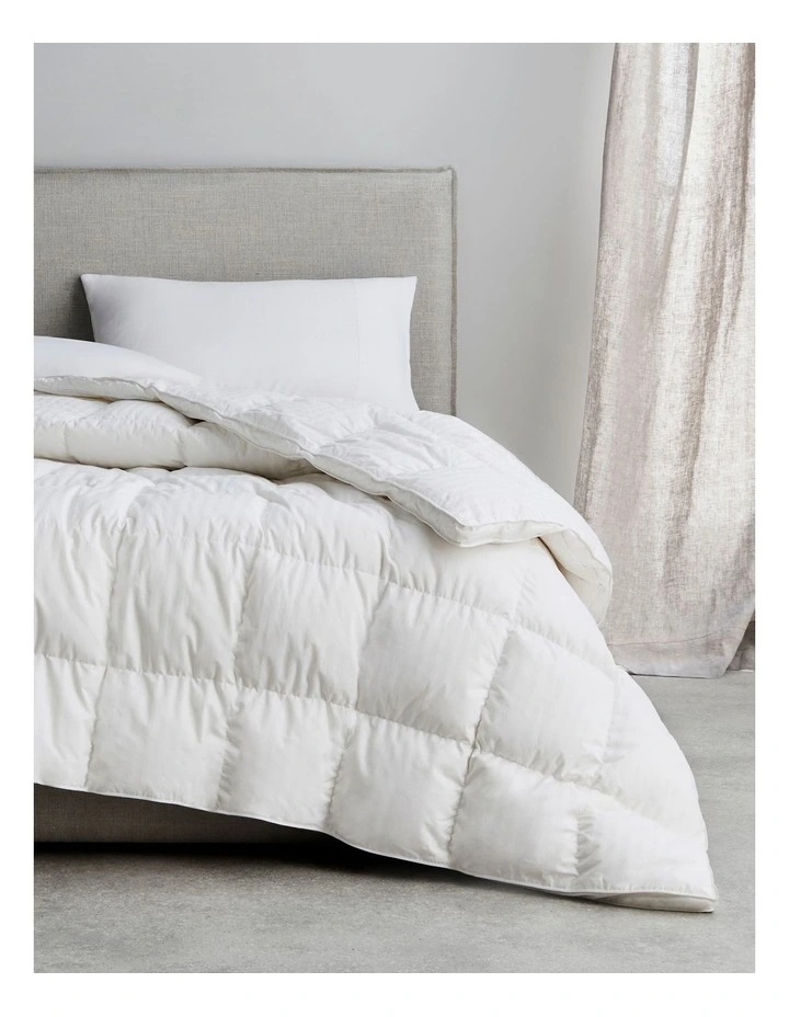 Sheridan Ultimate Dream Feather & Down Quilt