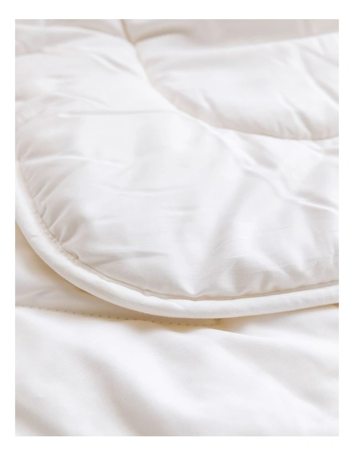 MiniJumbuk Baby Wool Quilt Cot White - Image 3