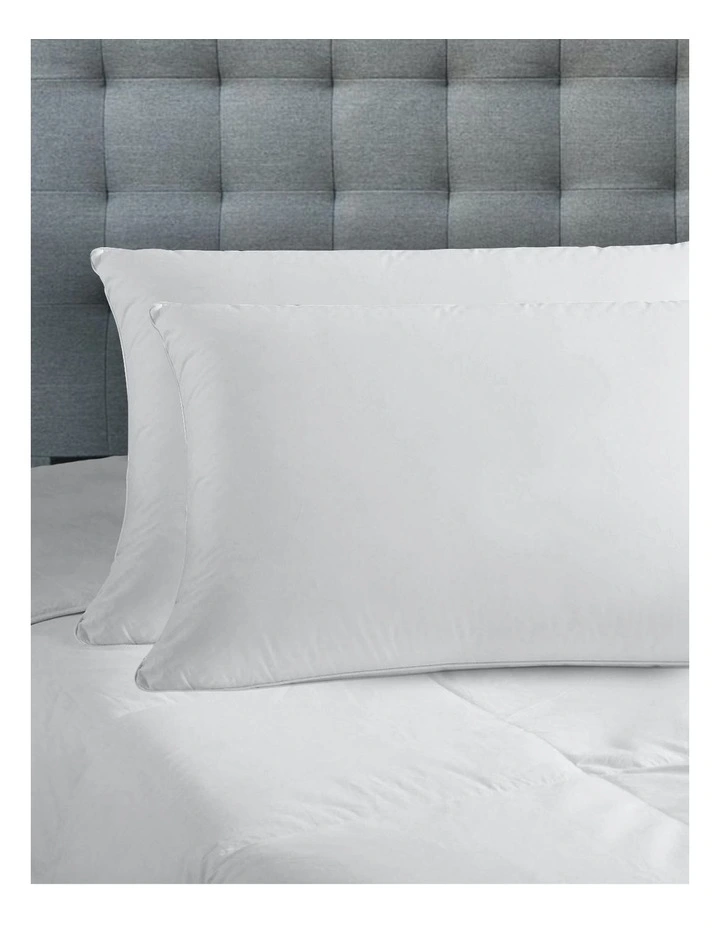 Royal Comfort Luxury Gusset Bamboo Pillow Twin Pack - Image 2