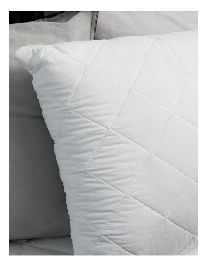 Tontine Classic Cool Dry Pillow Protector - Image 2